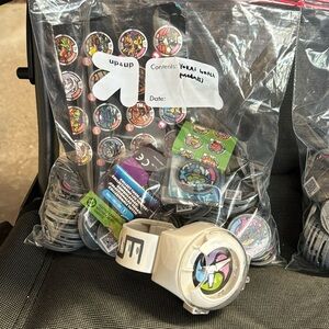 Yo-Kai watch and medals